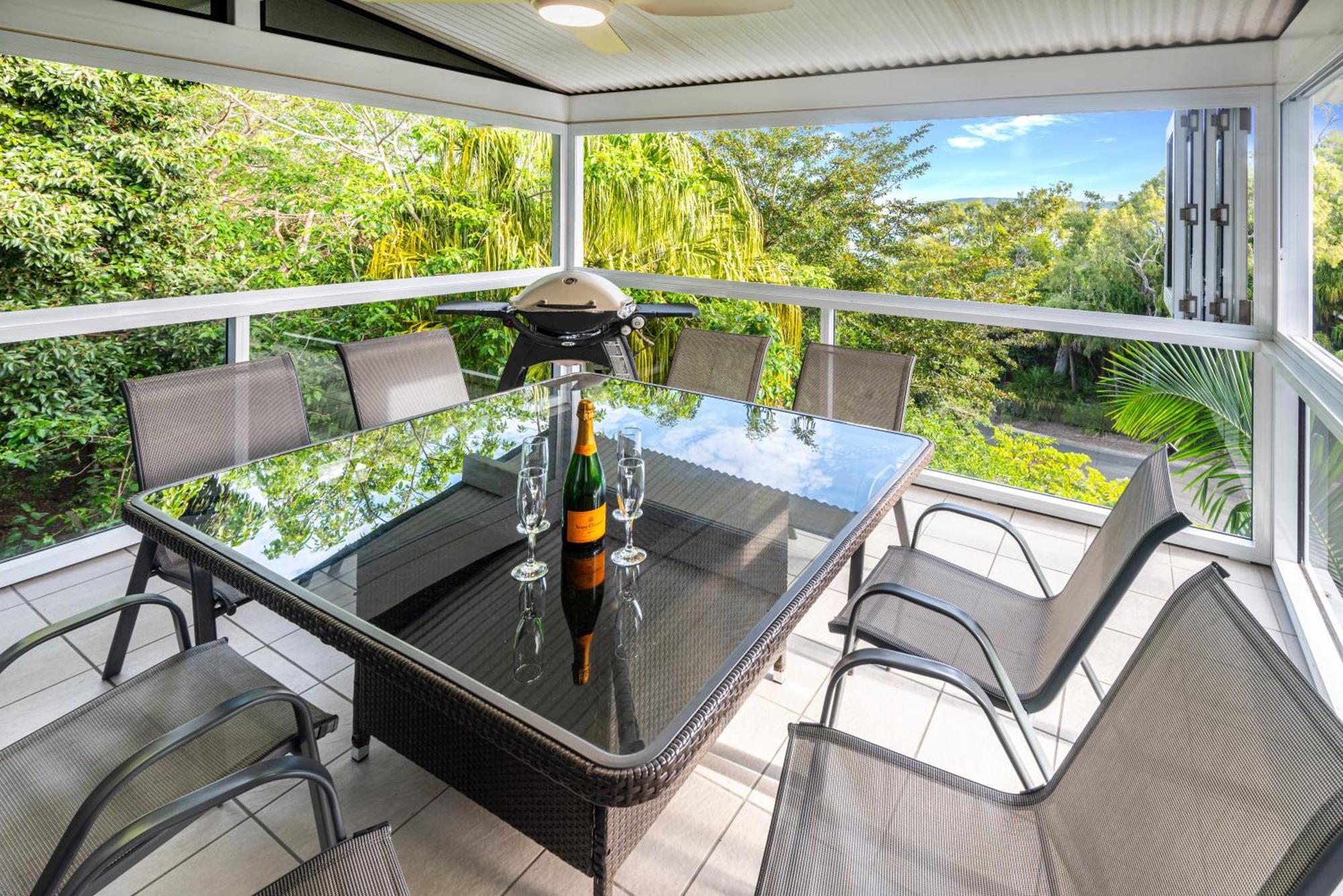 Oasis Apartments On Hamilton Island By Hiha Kültér fotó